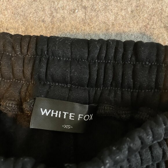 White Fox - Black Offstage Sweatpants Onyx XS Black - Picture 7 of 7